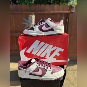 Nike dunk low valentines day💜💜💜